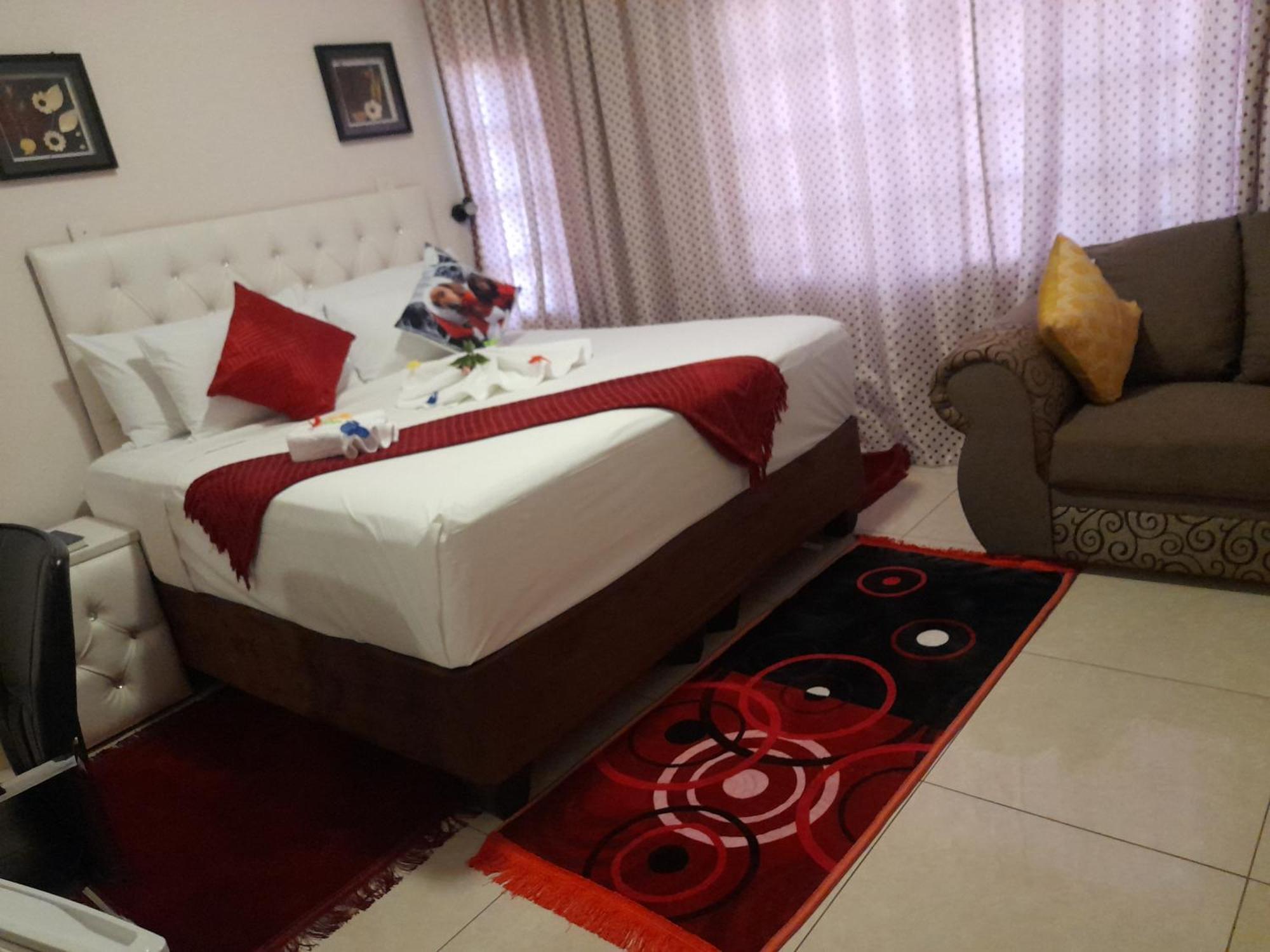 Serowe Rest & Digest Bed & Breakfast エクステリア 写真