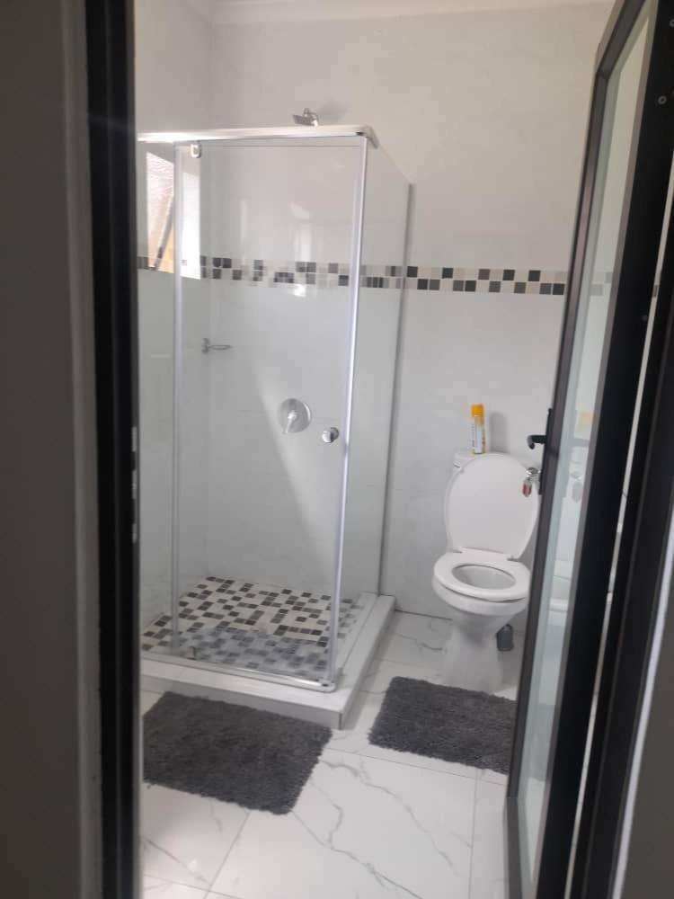 Serowe Rest & Digest Bed & Breakfast エクステリア 写真